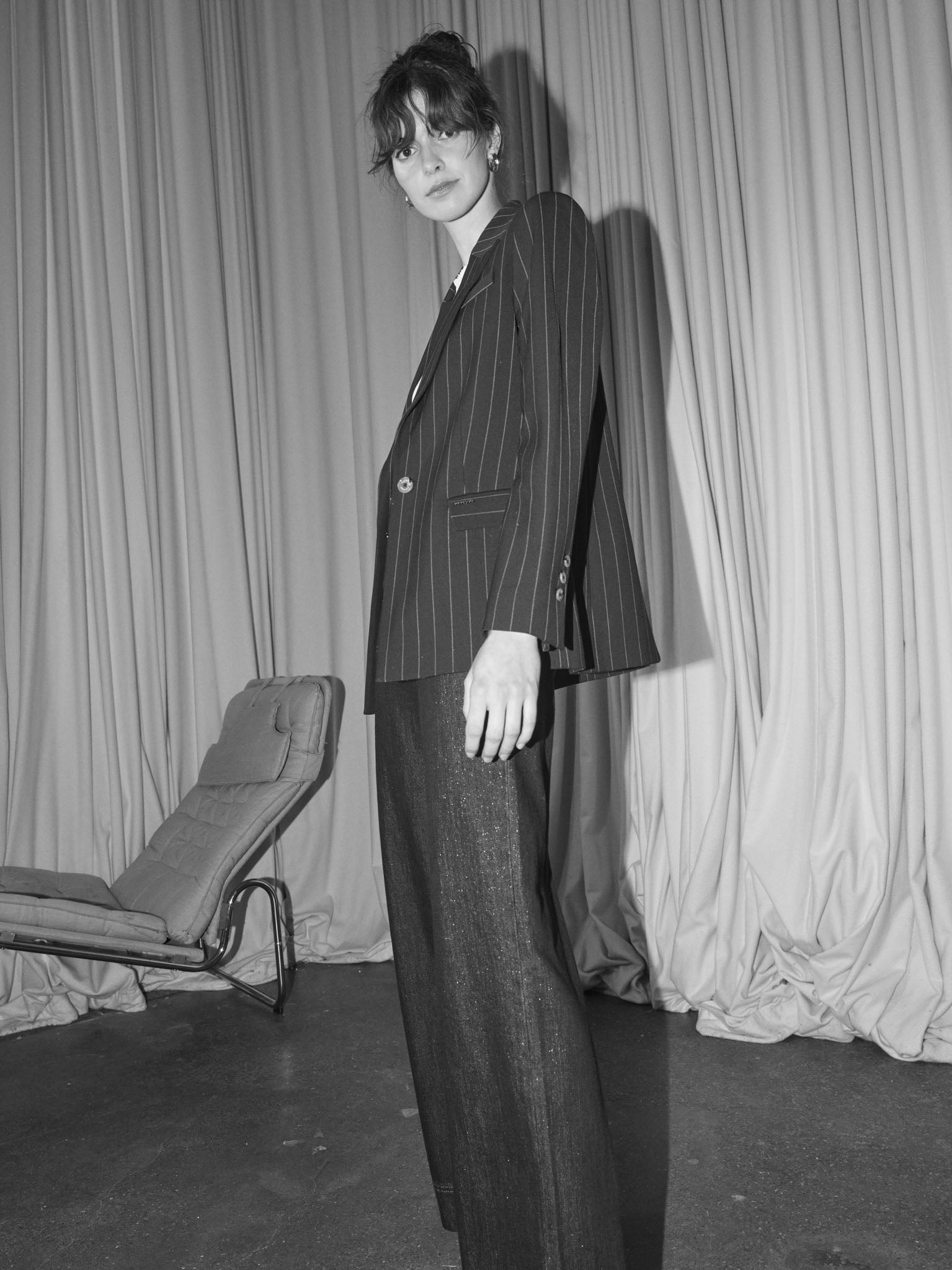 Modelshot / Salute Navy / Detail